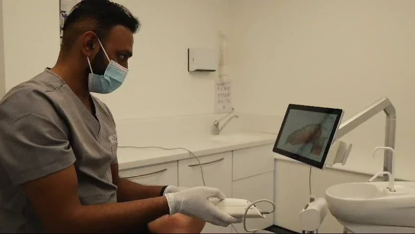 Clear aligner treatment and smile planning