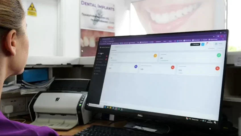 A welcoming dental consultation and individual treatment discussion